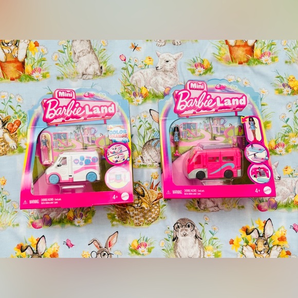 Barbie Other - ❤️Barbie Mini Barbie Land Playset - Pink and White (2 Mini Car)New